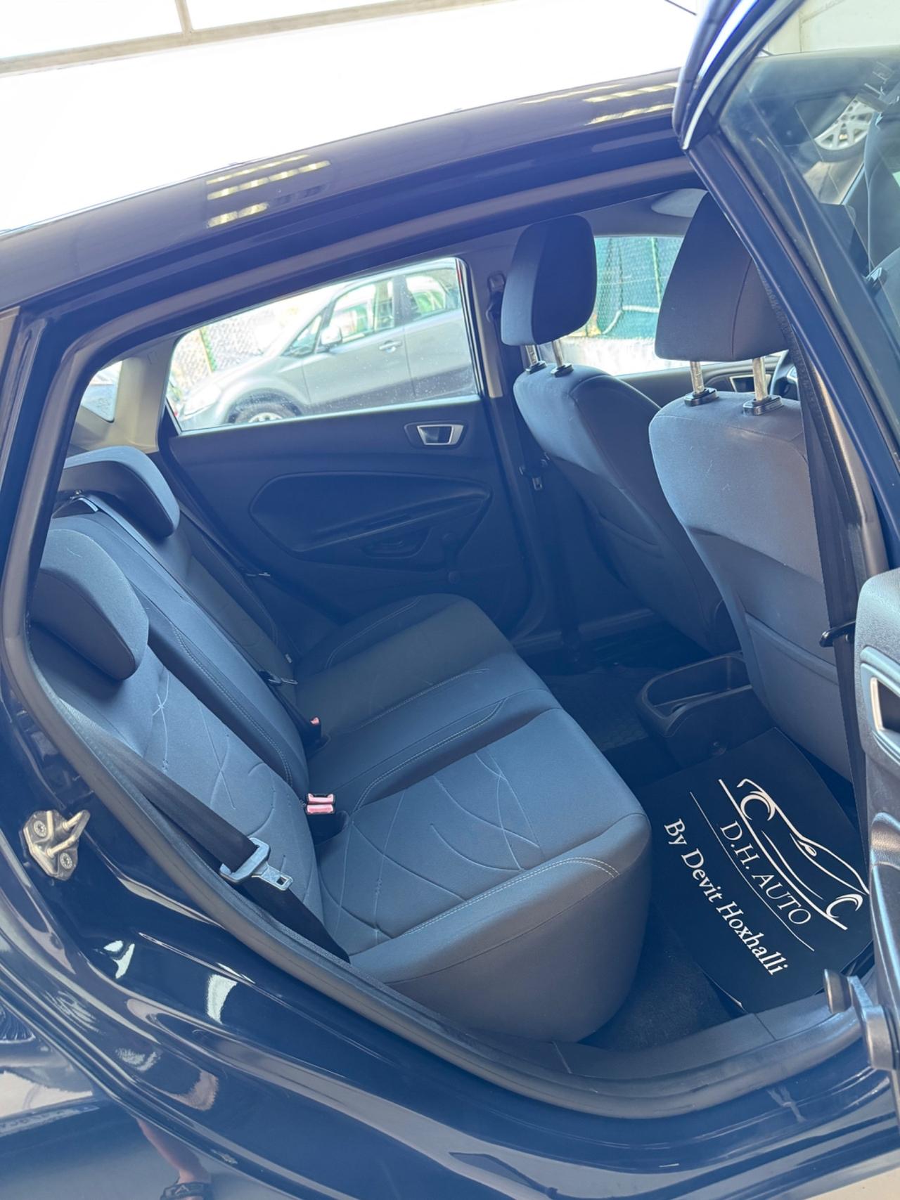 Ford Fiesta 1.2 60CV 5 porte Titanium