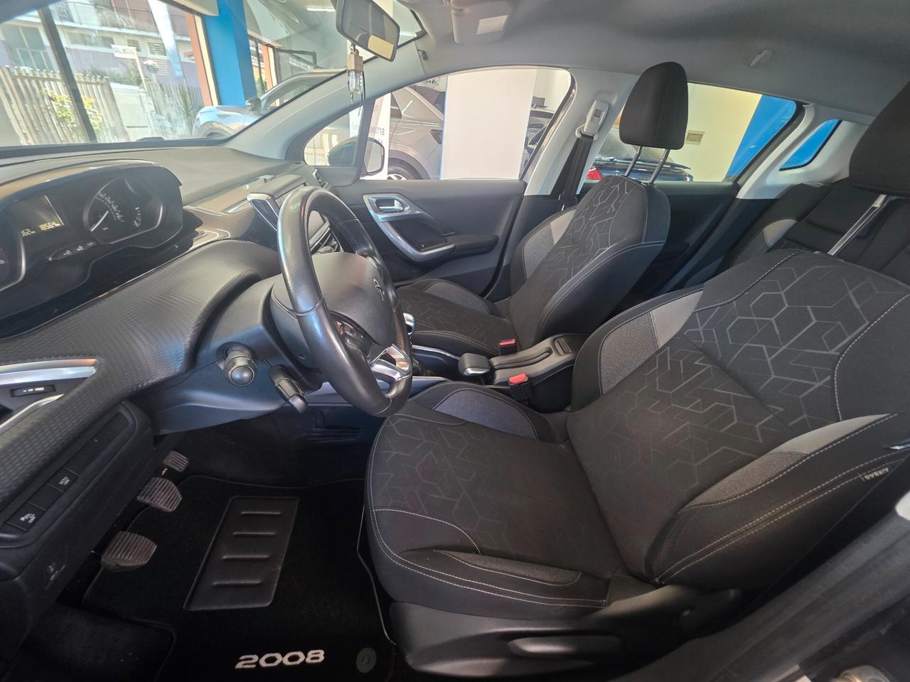 Peugeot 2008 1.5hdi 100cv 2019 FINANZIABILE