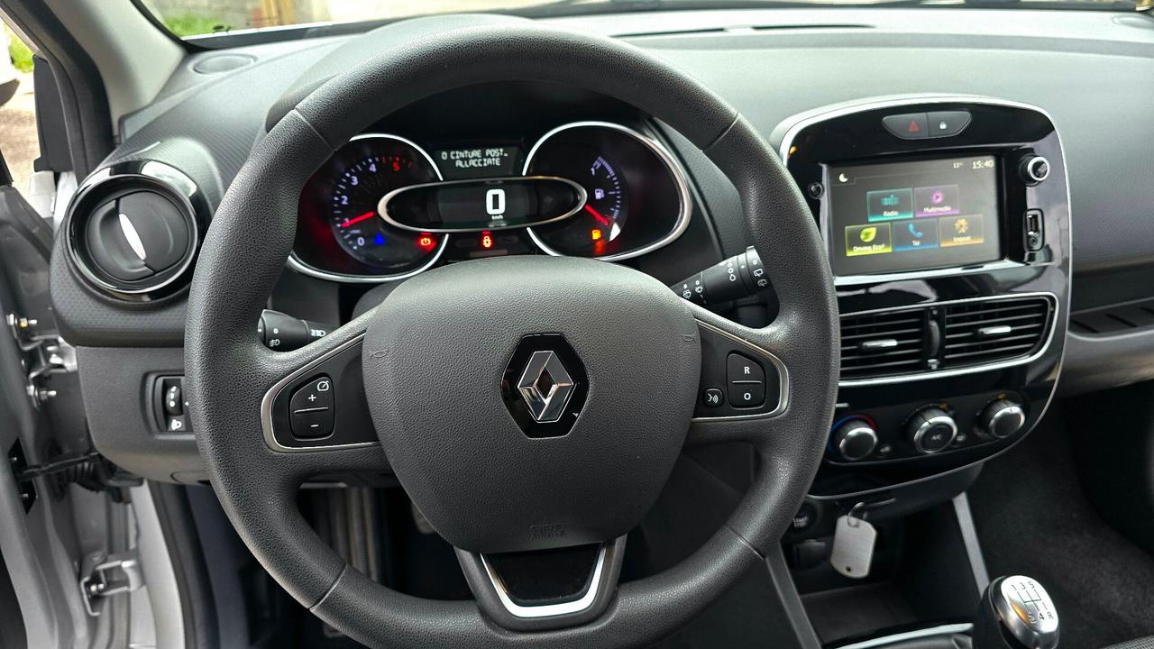 Renault Clio dCi 8V 75 CV 5 porte Moschino Zen