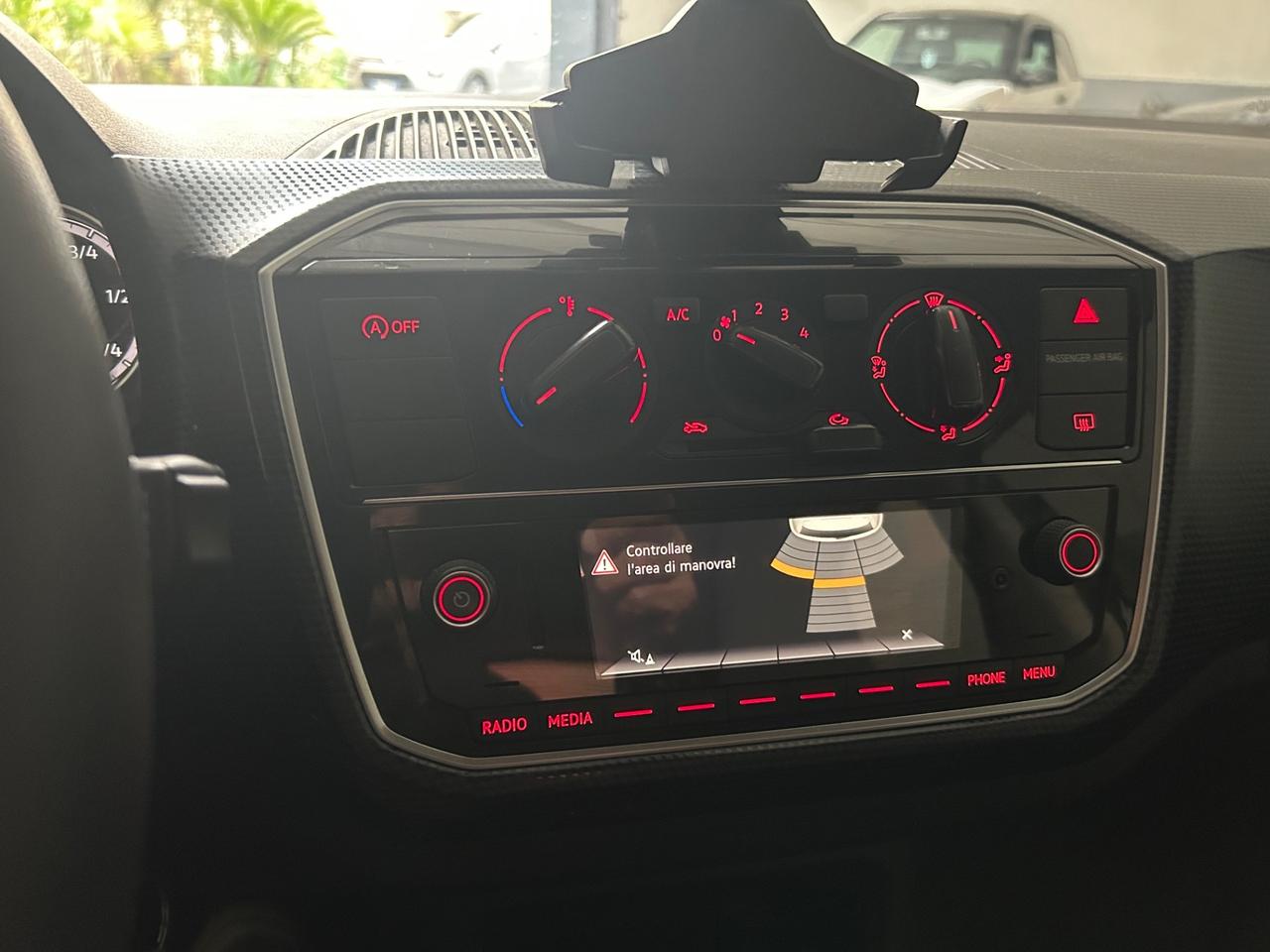 Volkswagen up! 1.0 5p. take