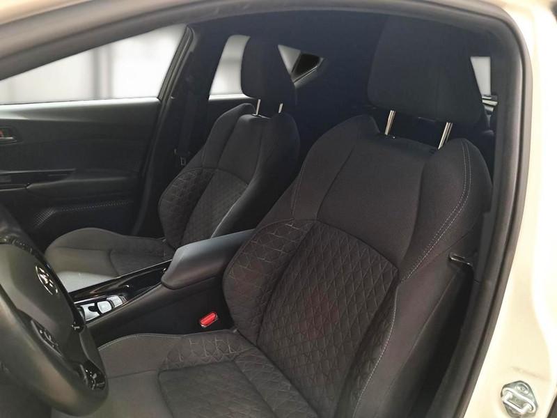 TOYOTA C-HR 1.8H 98CV E-CVT Trend