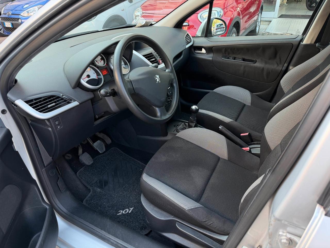 Peugeot 207 1.4 VTi 95CV 5p. NEOPATENTATI