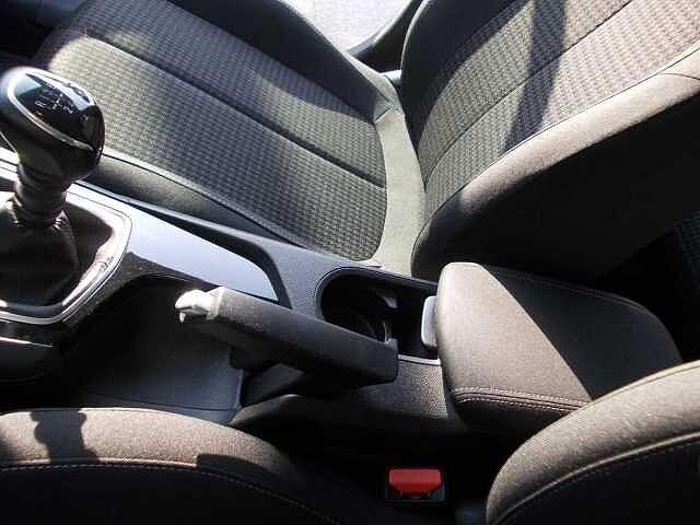Peugeot 308 PureTech Turbo 110 S&S SW Style