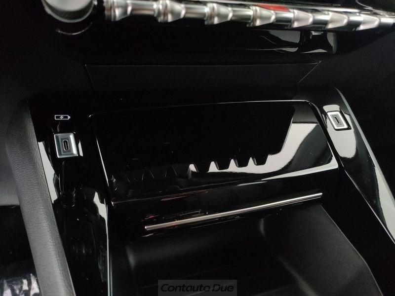 Peugeot 2008 2008 1.2 hybrid Allure 145cv e-dcs6