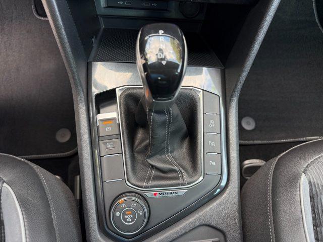 VOLKSWAGEN Tiguan 2.0 TDI 150 CV SCR DSG R-Line 4 MOTION