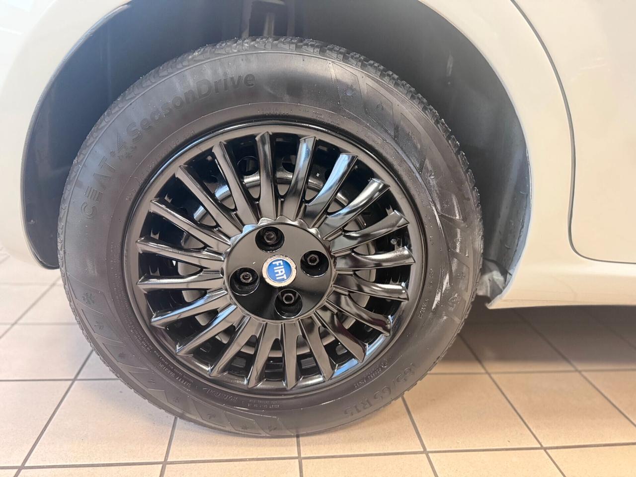 Fiat Punto 1.3 MJT II 75 CV 5 porte Street