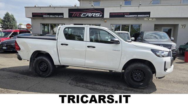 TOYOTA Hilux 2.4 D-4D 4WD 4 porte Double Cab Comfort PERMUTE