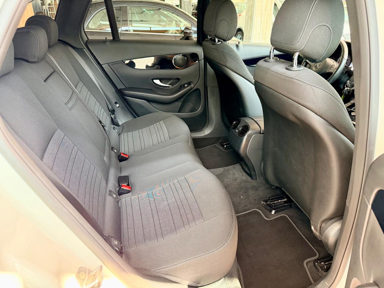 Mercedes Benz GLC 220d 170cv 4Matic E6