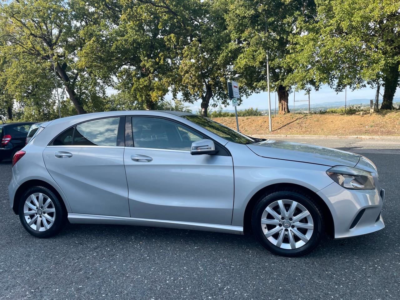 Mercedes-benz A 180 d Business