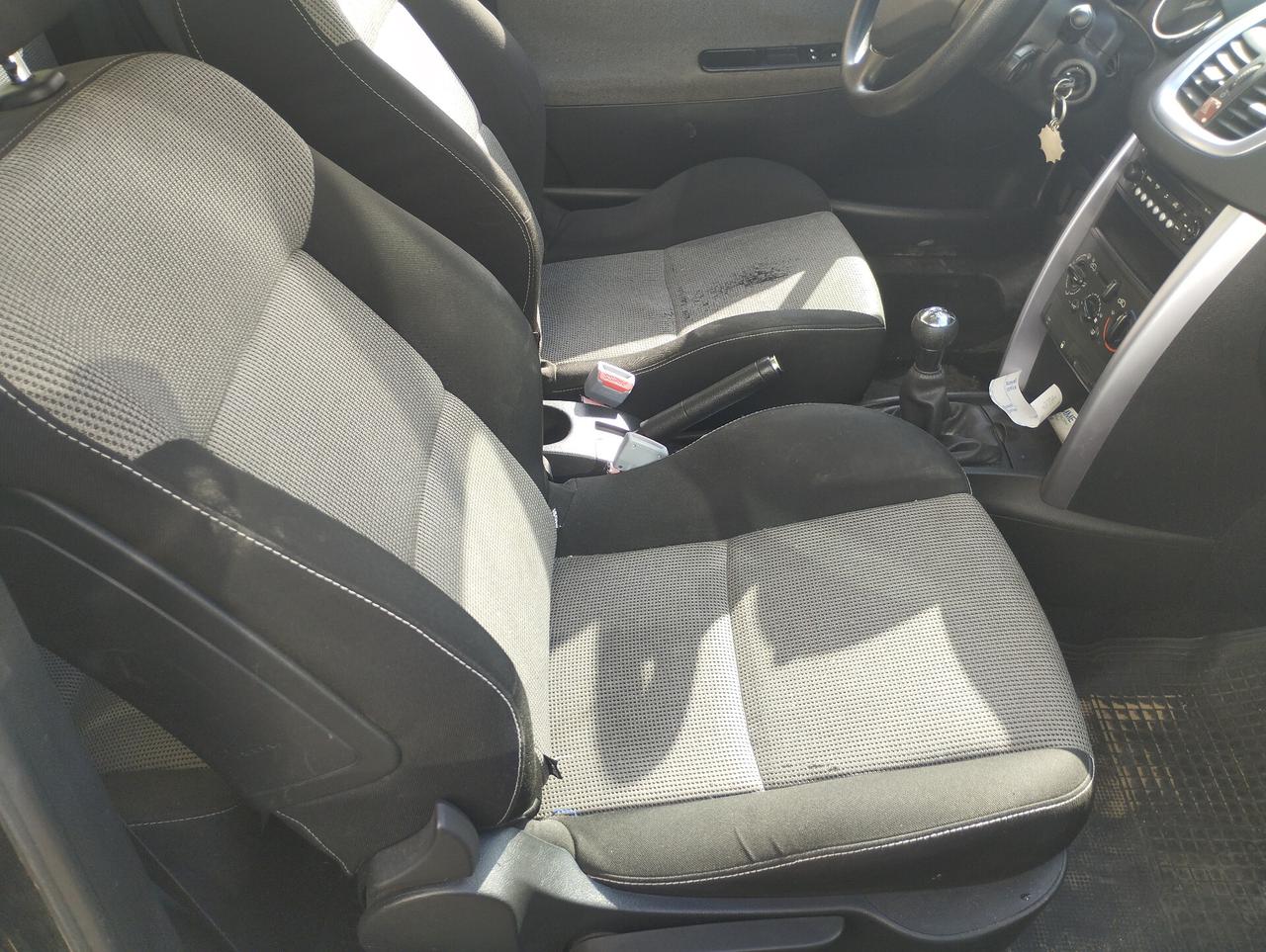 Peugeot 207 1.6 VTi 120CV CC