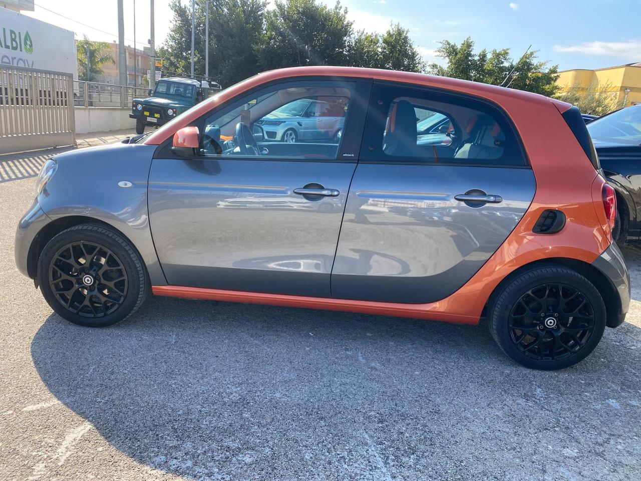 Smart ForFour Edition1