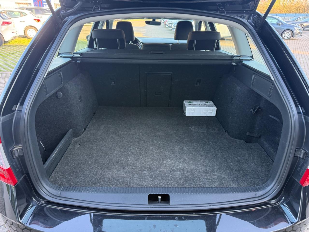 Skoda Octavia 1.5 DSG Wagon Ambition G-Tec OK NEOPATENTATI