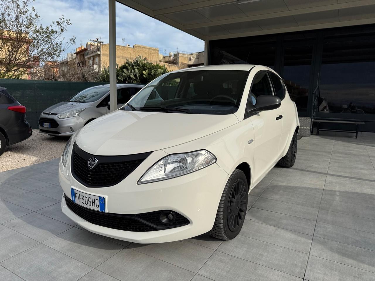 Lancia Ypsilon 1.2 69 CV 5 porte GPL Ecochic Elefantino Blu