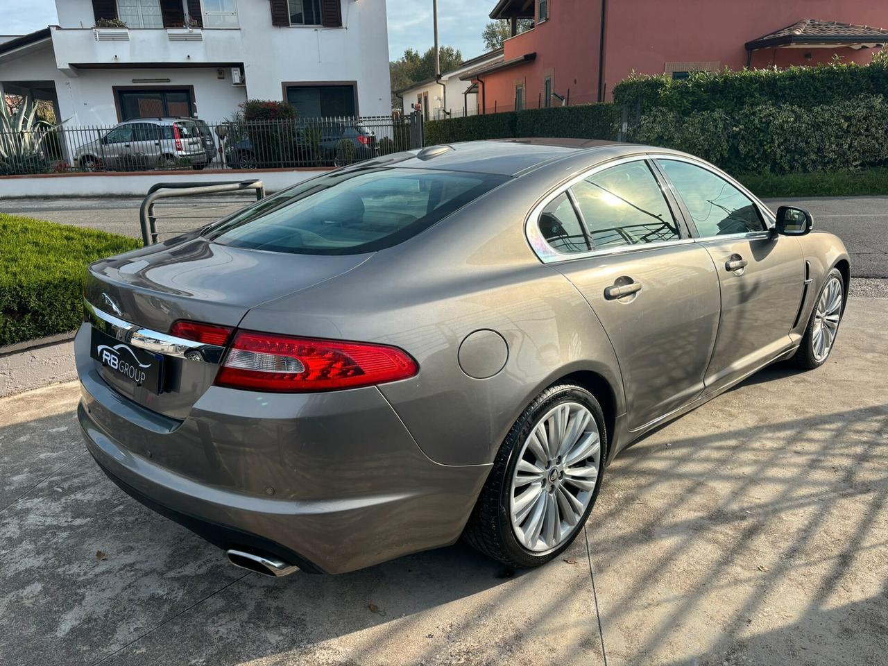 Jaguar XF 3.0 D V6 Premium Luxury