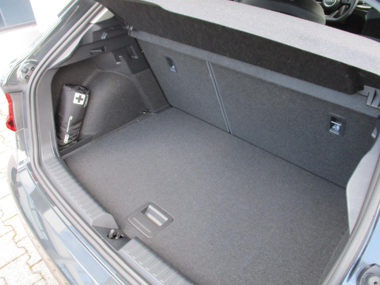 Audi A1 SPB 30 TFSI Business