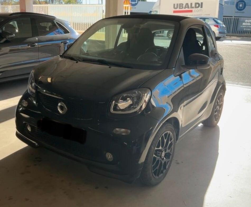 Smart ForTwo 70 1.0 twinamic Superpassion 58.000 KM