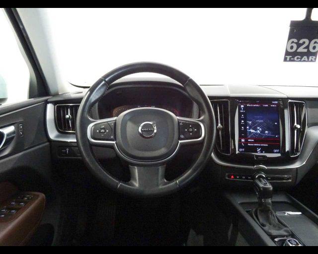 VOLVO XC60 D4 AWD Geartronic Inscription