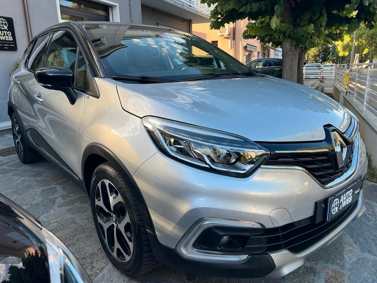 RENAULT CAPTUR dCi 90cv EDC SPORT EDITION NEOPATENTATI