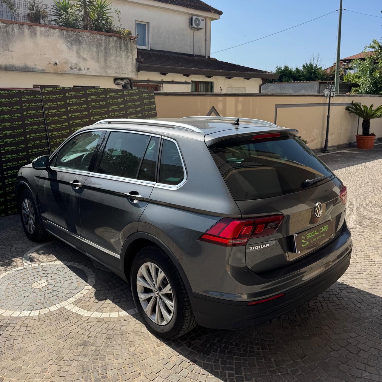 Volkswagen Tiguan 2.0 TDI Business,virtual, unipro
