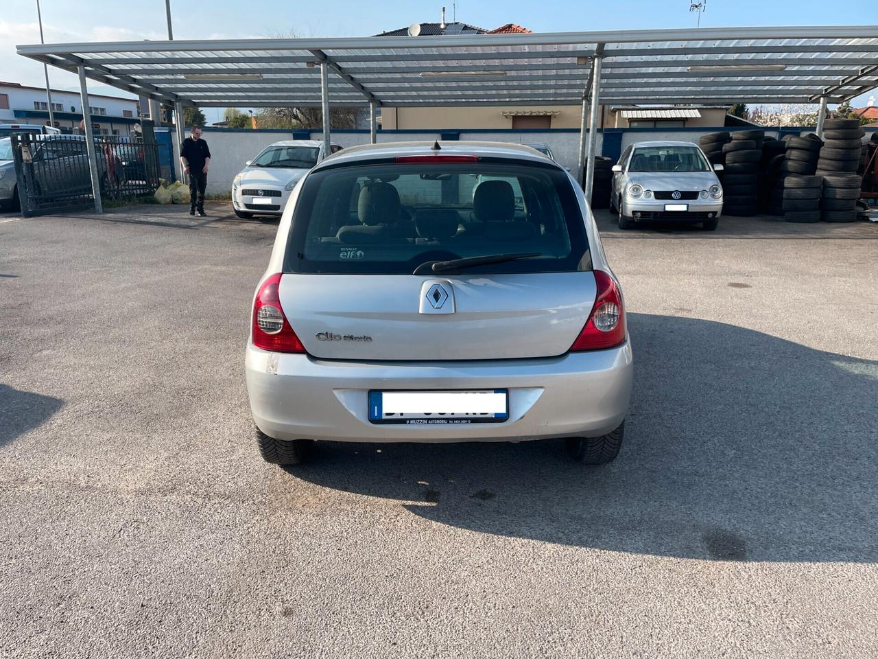 Renault Clio Storia 1.2 5 porte GPL