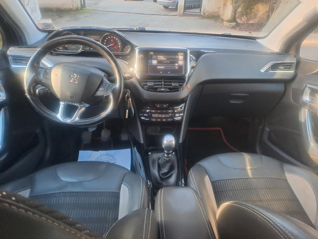 Peugeot 2008 BlueHDi 120 S&S Black Matt