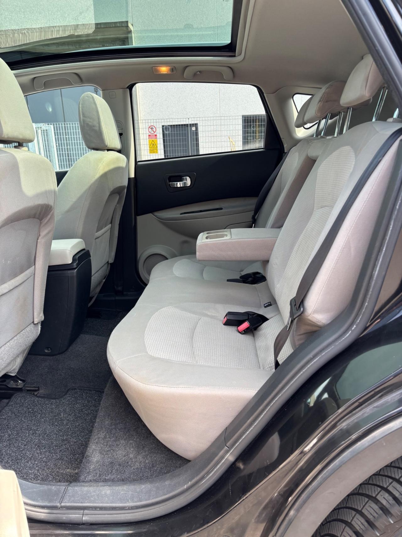 Nissan Qashqai 2.0 dCi DPF Tekna 4x4 GARANZIA