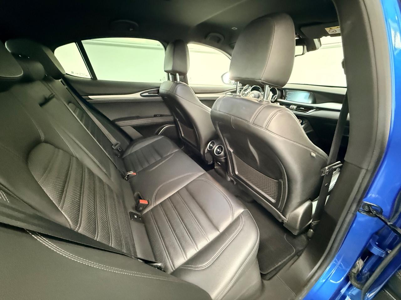 Alfa Romeo Stelvio 2.2 TD 210 CV AT8 Q4 Veloce MY21 EURO 6D TEMP