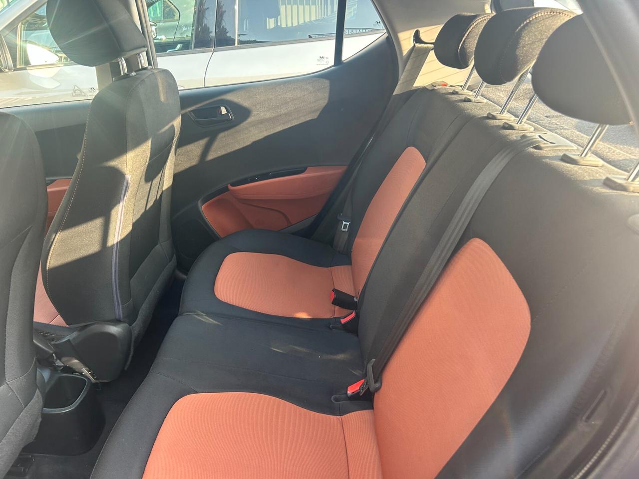Hyundai i10 1.0 MPI Sound Edition