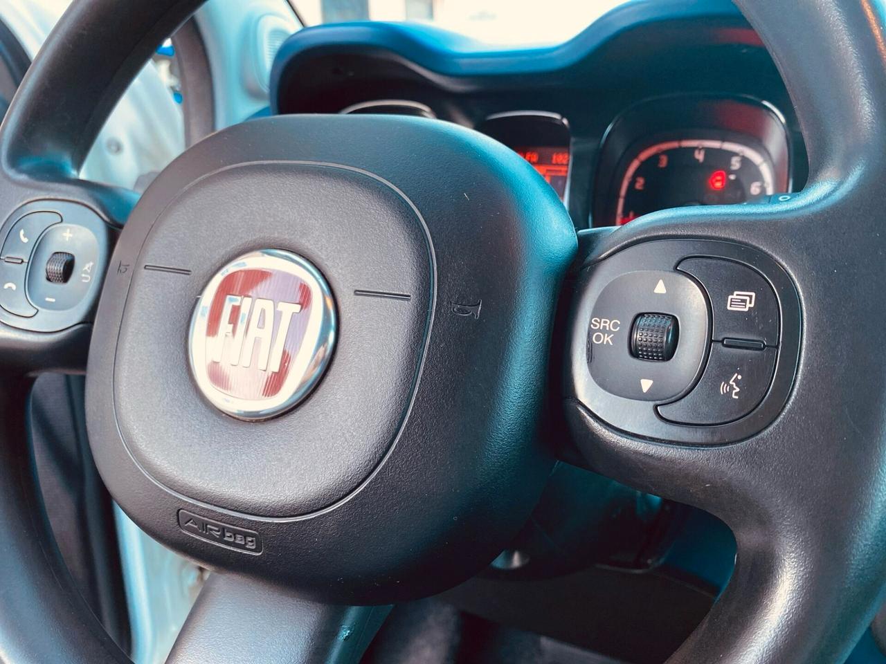 FIAT PANDA DUALOGIC LOUNGE "AUTOMATICA"