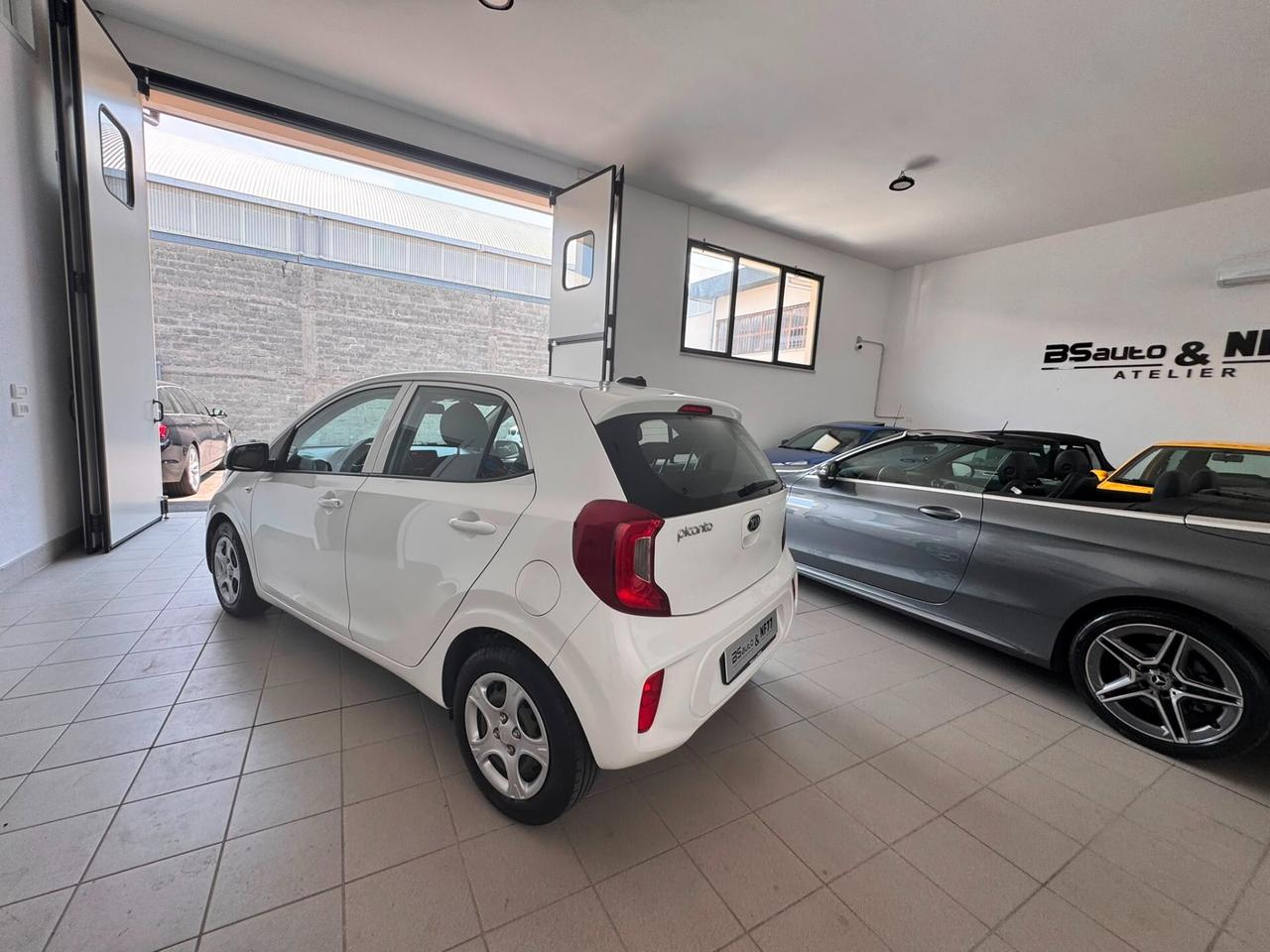 Kia Picanto 1.0 12V 5 porte Urban