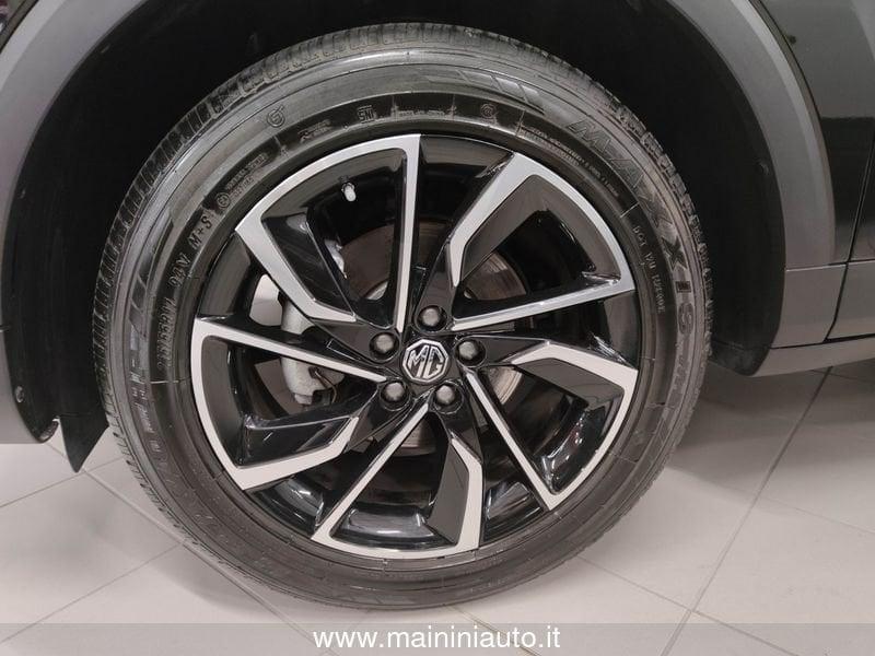 MG ZS 1.5 VTi-tech Luxury + Car Play "SUPER PROMO"