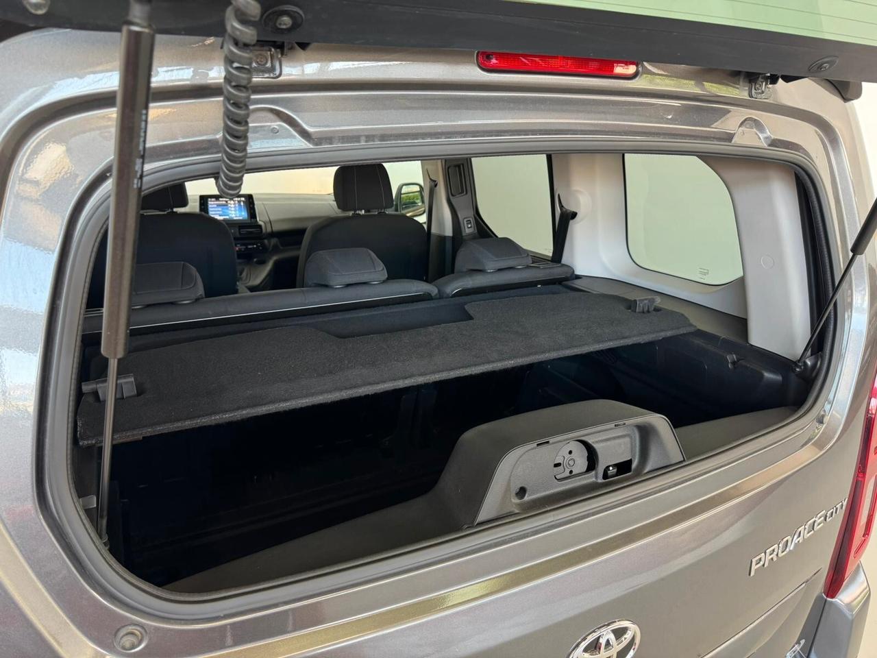 Toyota Proace City Verso 1.2 110 CV S&S Luxury