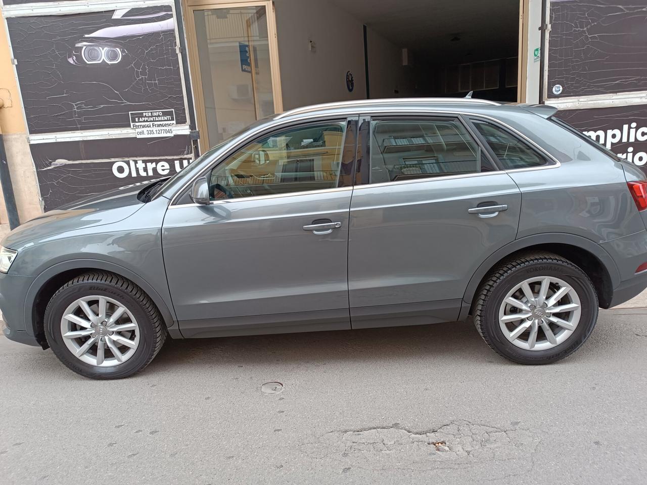 Audi Q3 2.0 TDI 120 CV S tronic Business