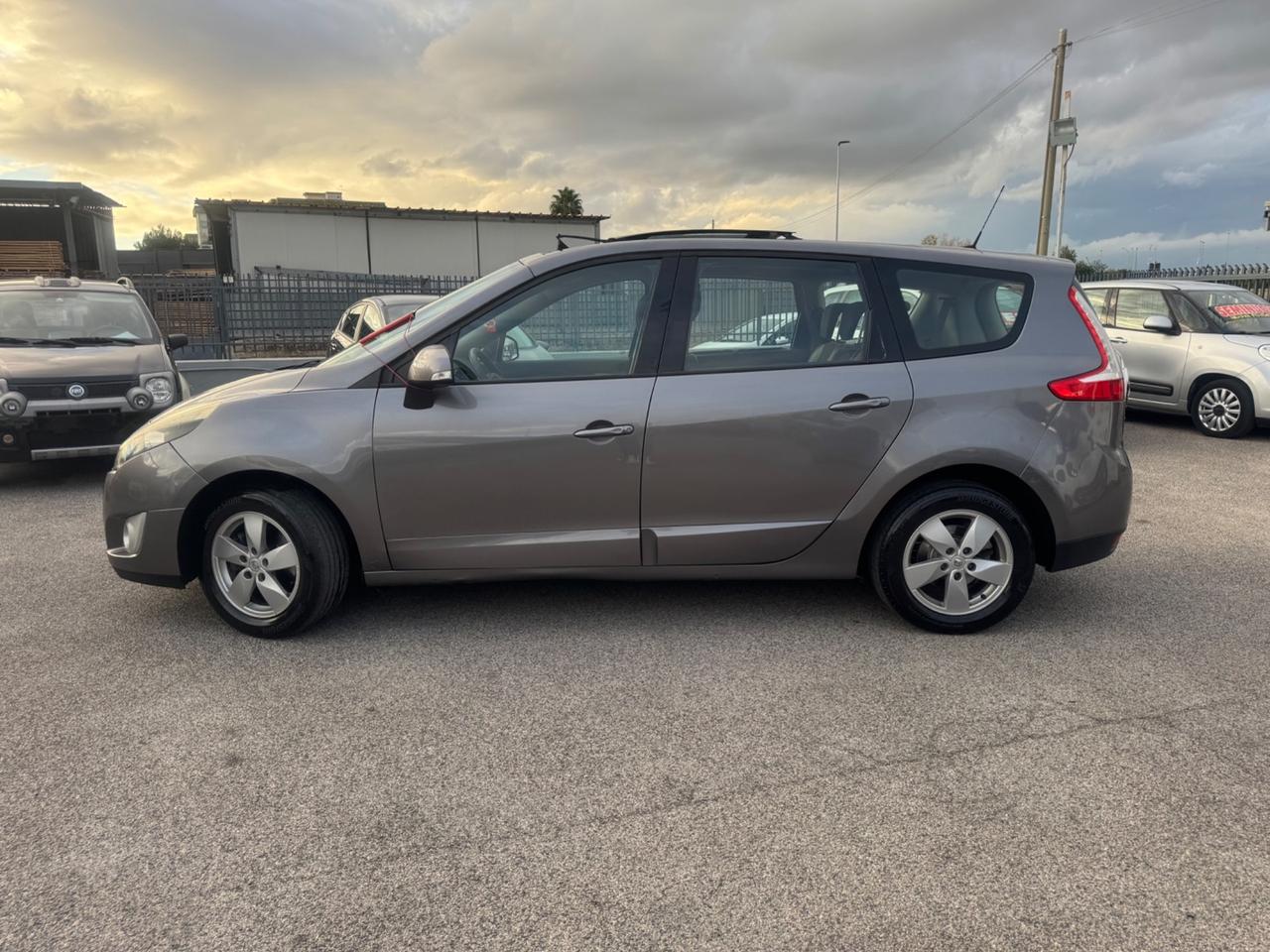 Renault Scenic Scénic X-Mod 1.5 dCi 110CV Dynamique