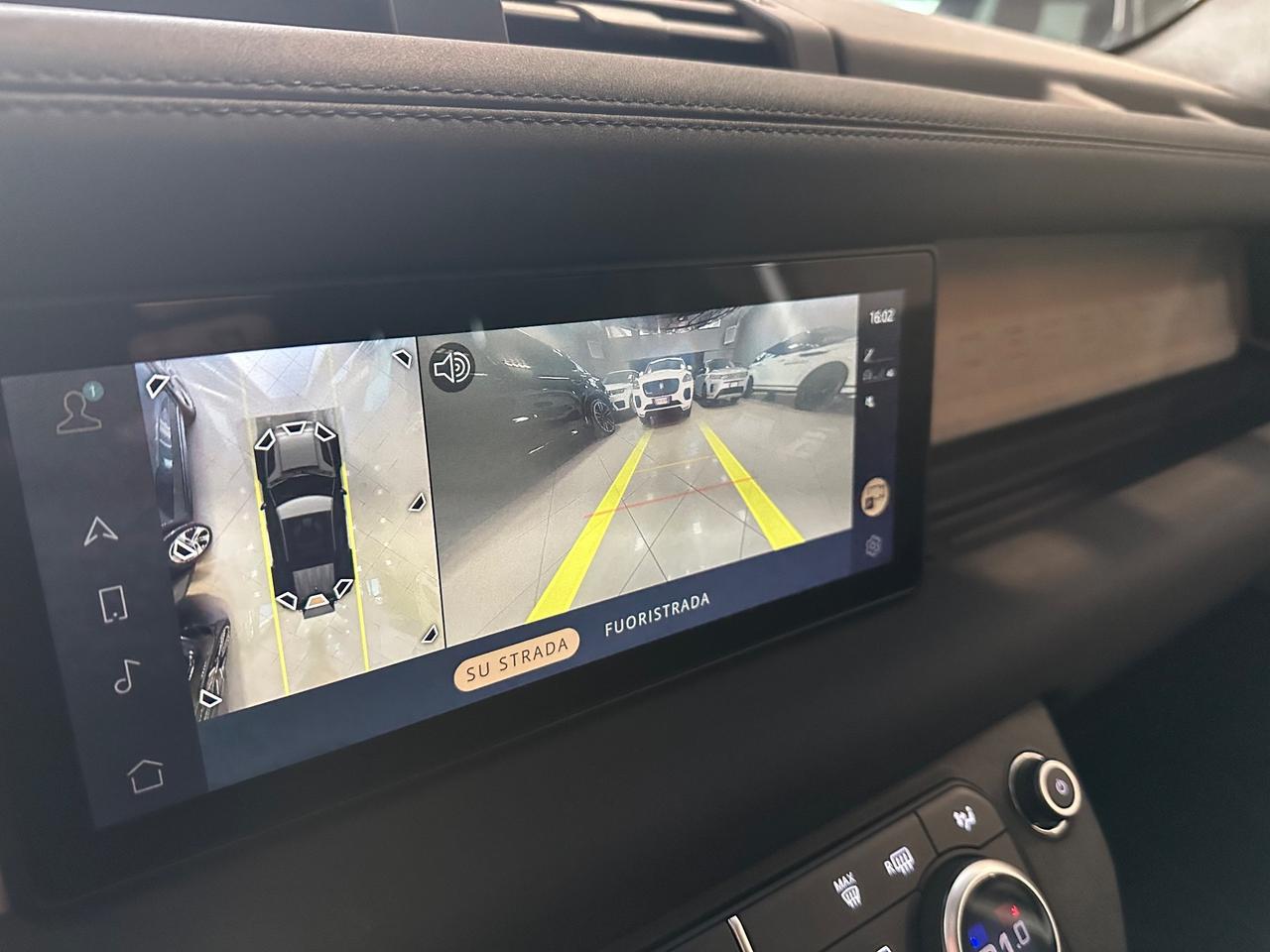 Land Rover Defender 110 3.0D I6 200 CV AWD Auto SE