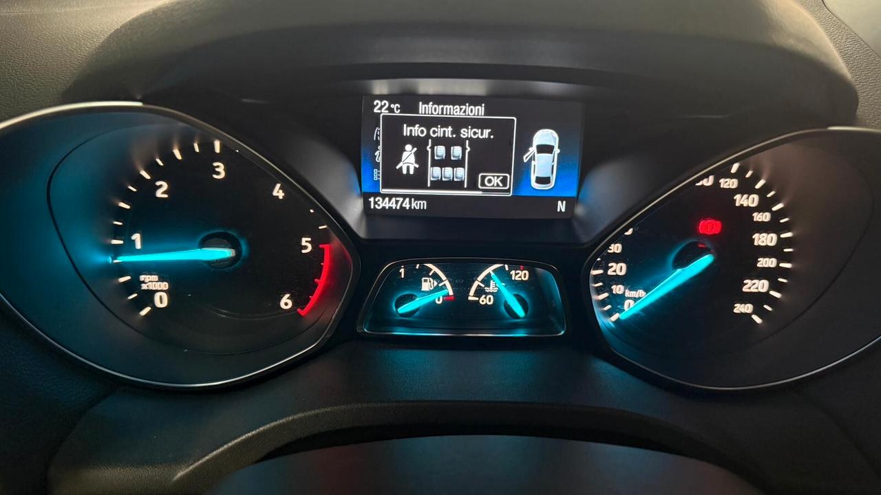 Ford Kuga 1.5 TDCI 120 CV S&S 2WD ST-Line