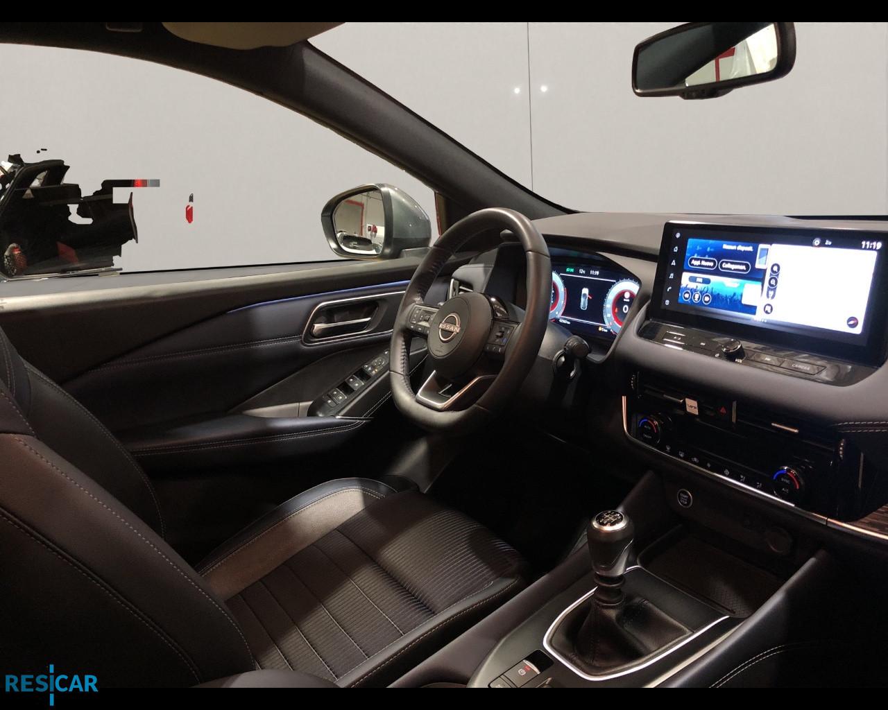 NISSAN QASHQAI TEKNA MHYB 140CV