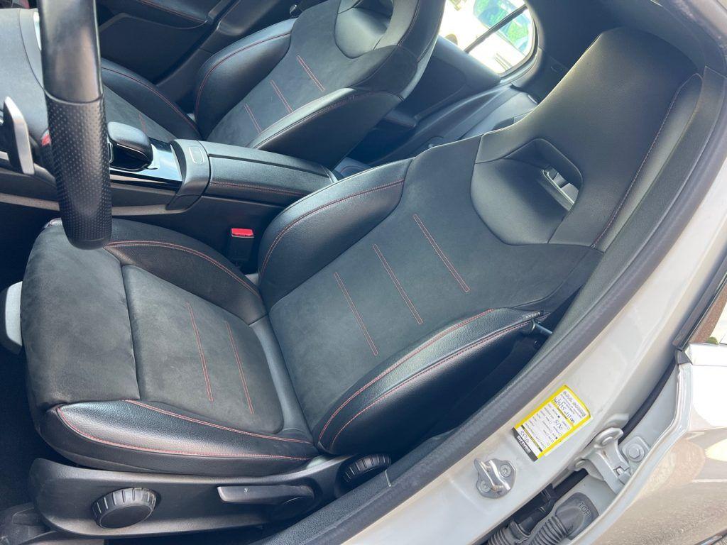Mercedes-Benz A 180 d Automatic Premium AMG Line