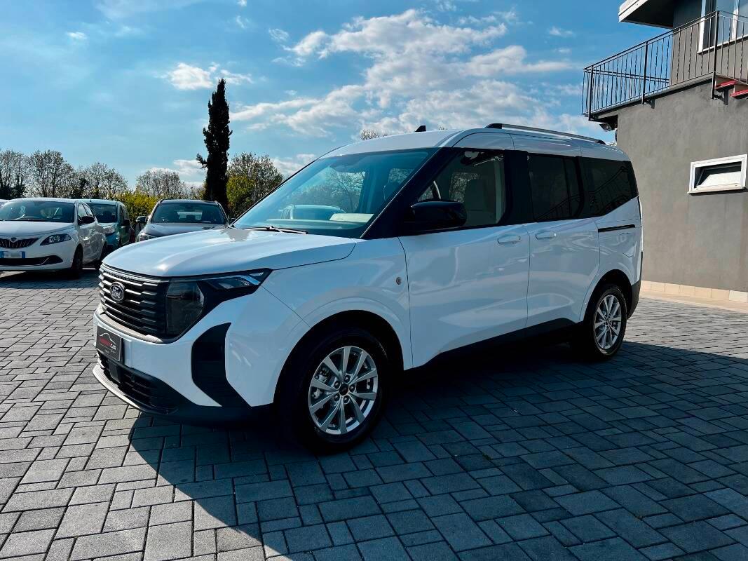 Ford Tourneo Courier 1.0 ecob. 125 cv Titanium 5P. - KM 0
