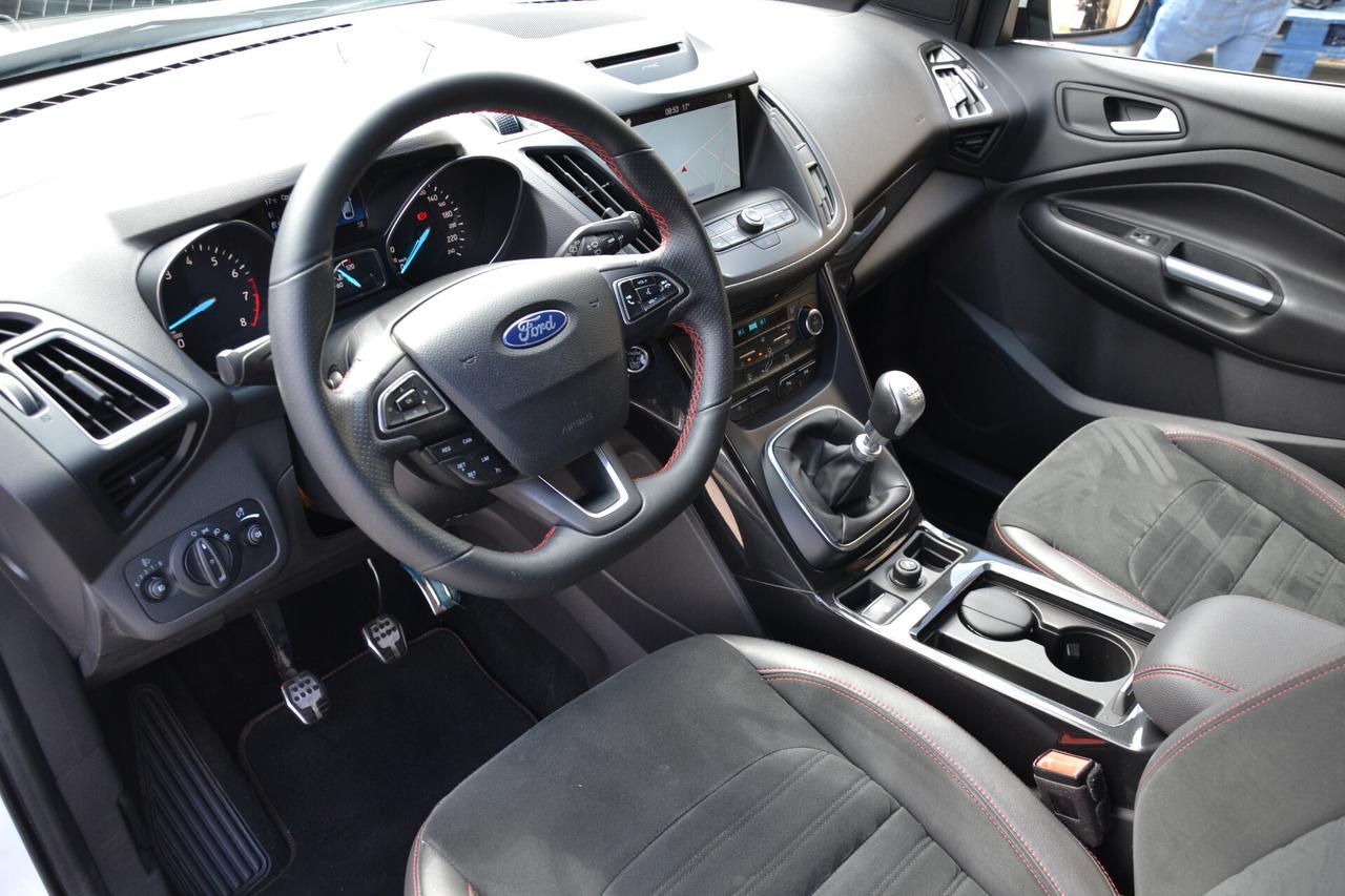 Ford Kuga 1.5 ECOBOOST 120CV 2WD ST-LINE **PREZZO VERO**