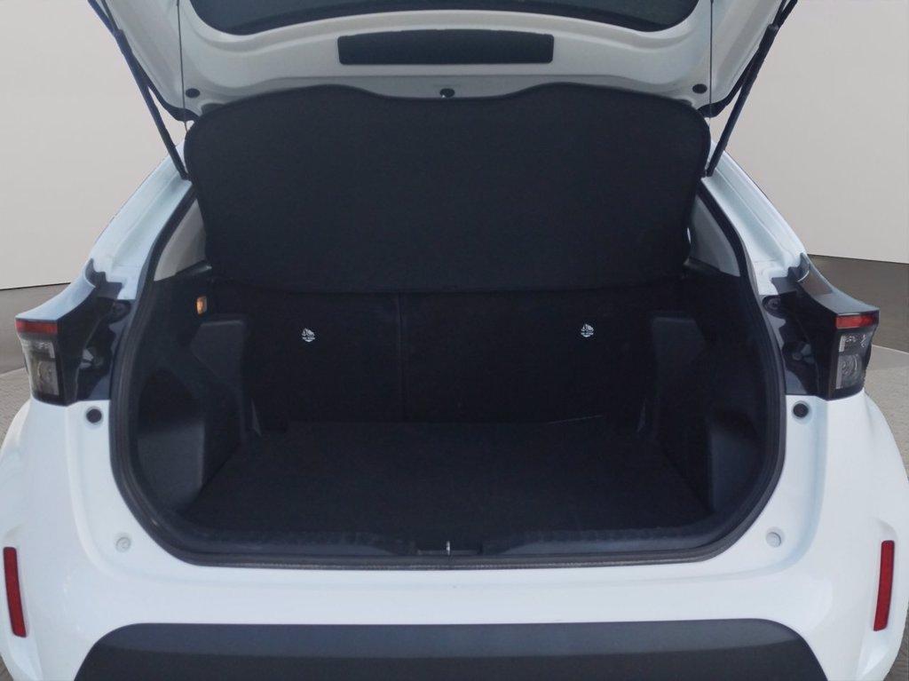 TOYOTA Yaris cross 1.5h active fwd 115cv e-cvt del 2025