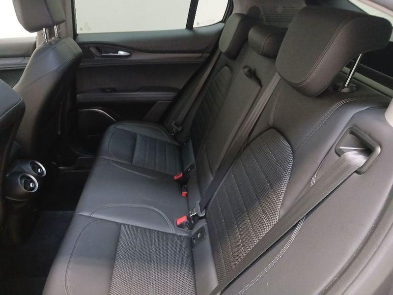 Alfa Romeo Stelvio 2.2 t Executive Q4 210cv auto
