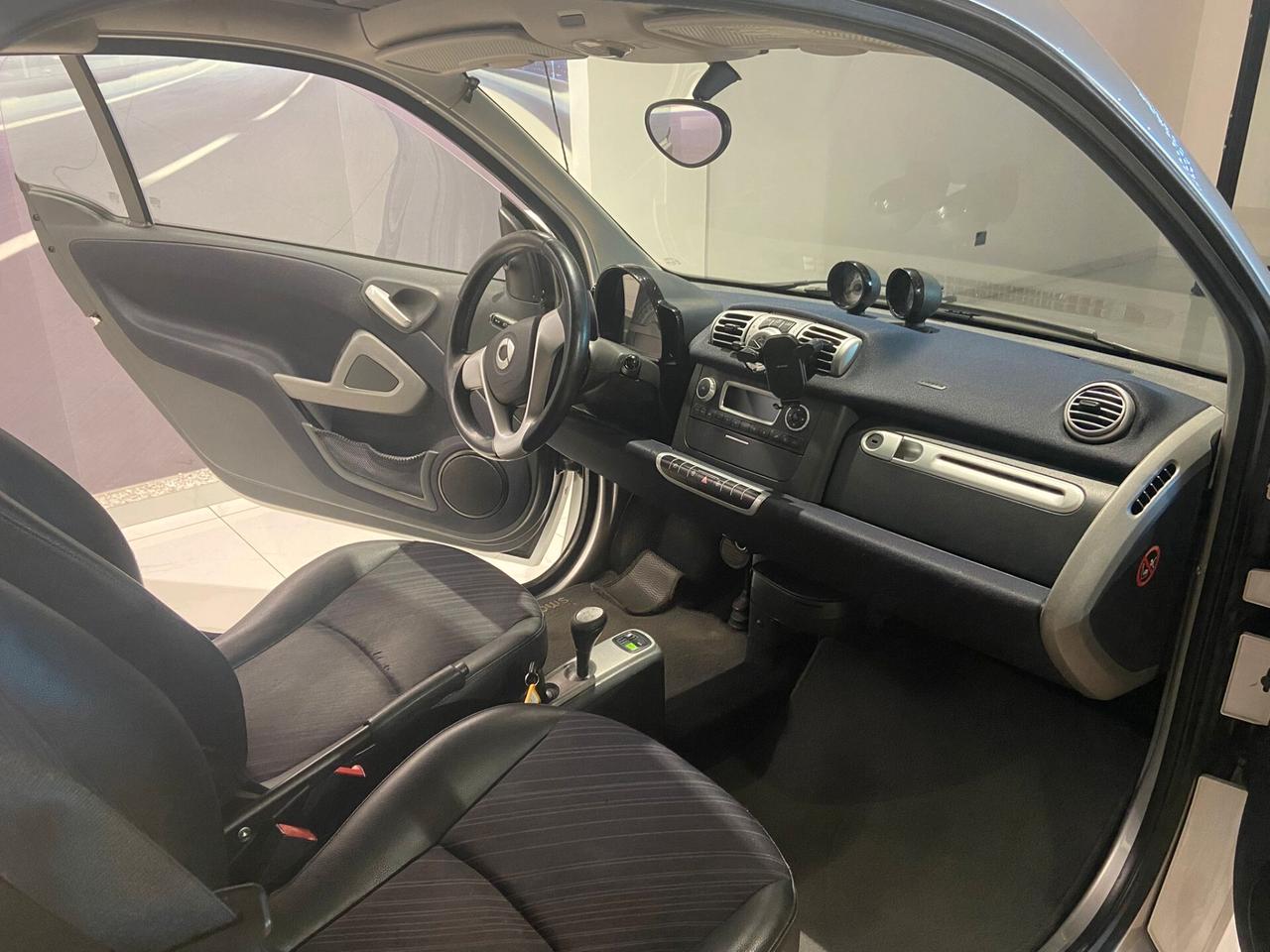 Smart ForTwo 1000 52 kW MHD coupé pure