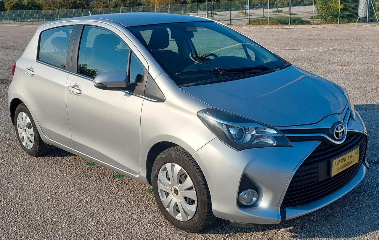 UNICO PROPRIETARIO - TOYOTA YARIS - 1.0 LOUNGE