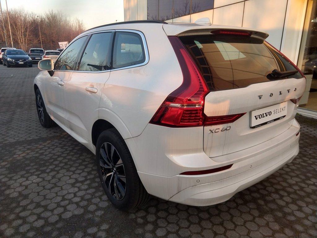 VOLVO XC60 2.0 b4 Core auto del 2024