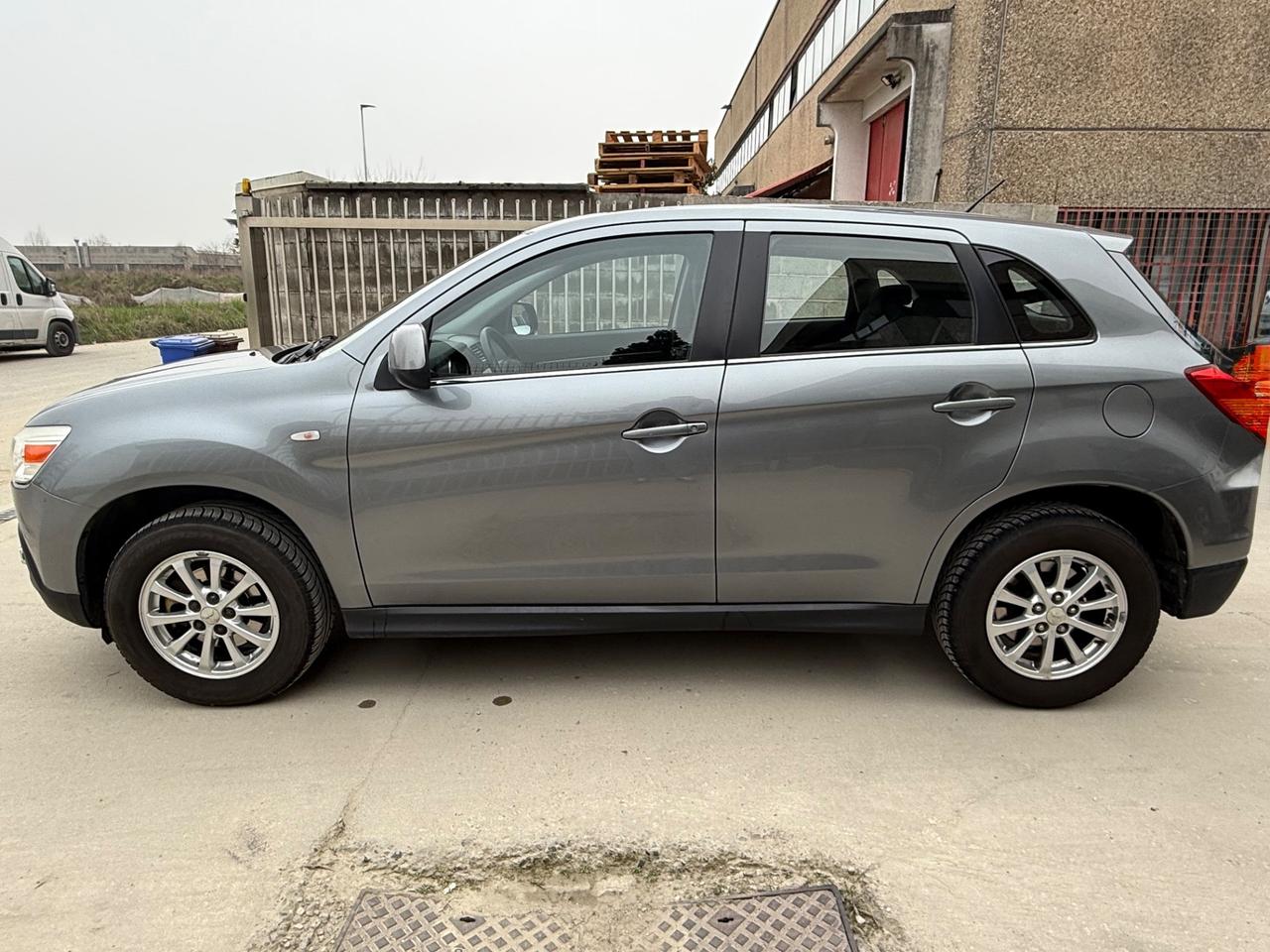 Mitsubishi ASX 1.6 2WD Intense ClearTec Panoramic