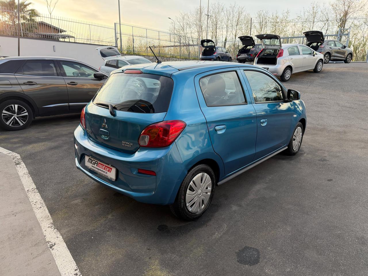 Mitsubishi Space Star 1.0 Invite