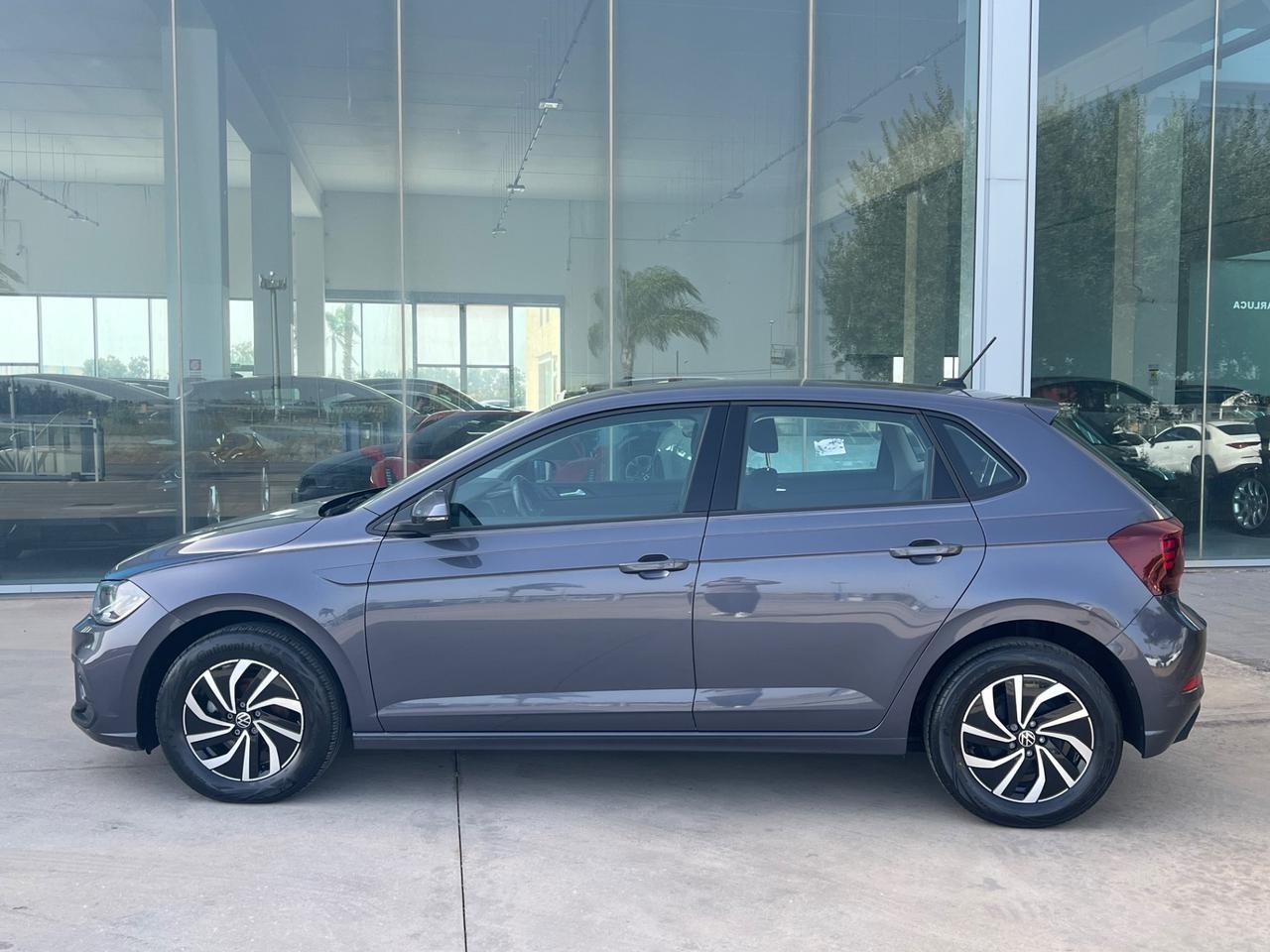 Volkswagen Polo 1.0 TSI Life 95CV - possibilità noleggio no scoring