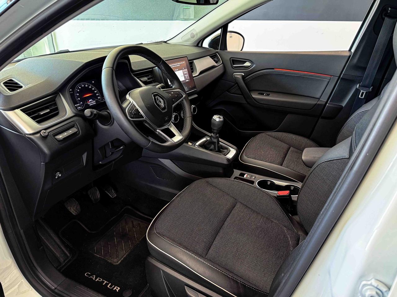 Renault Captur 1.6 e-tech phev intens 160cv auto