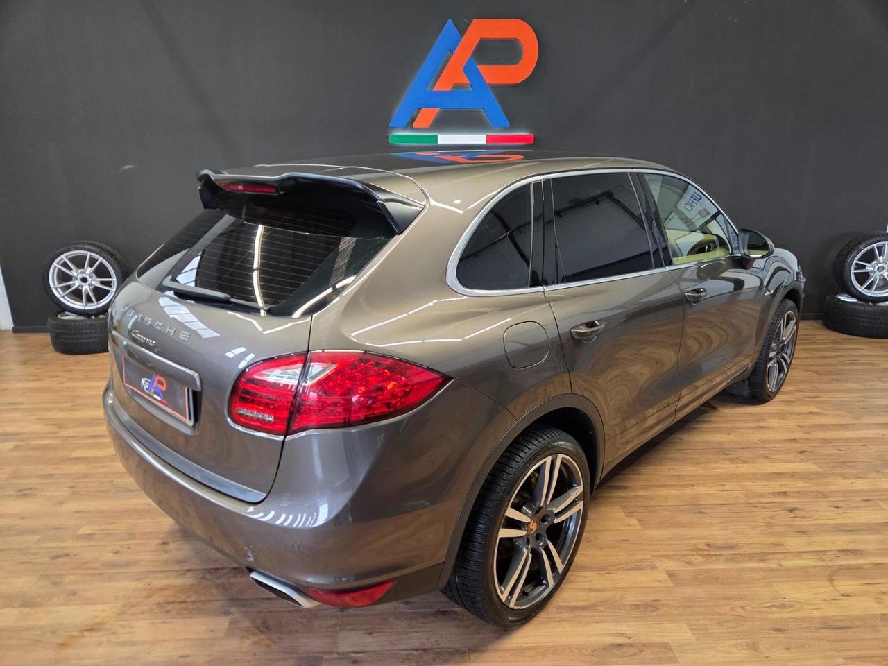 Porsche Cayenne 3.0 V6 tdi 245cv tiptronic